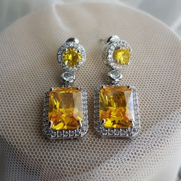 Swarovski Elements Yellow Citrine Emerald-cut Halo Statement Earrings NEW - Picture 1 of 17